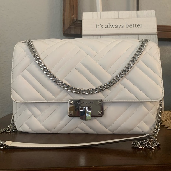 Michael Kors Handbags - New Mk large shoulder bag 🦋